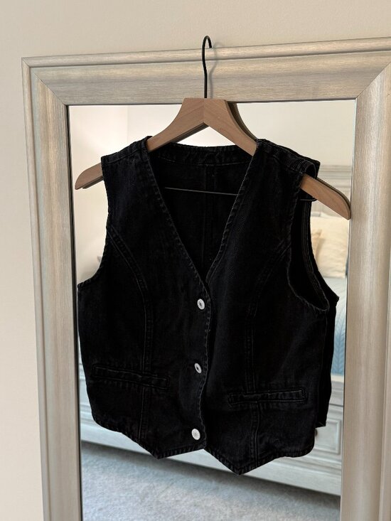 Imily Bela Jackets & Blazers - Lmily Bela Women's Black Denim Button Down Vest Size S